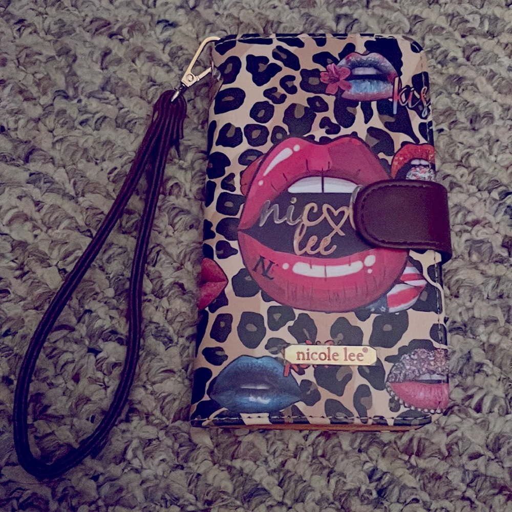 Nicole Lee Sugar Lips Wallet/Wristlet with Phone Holder.